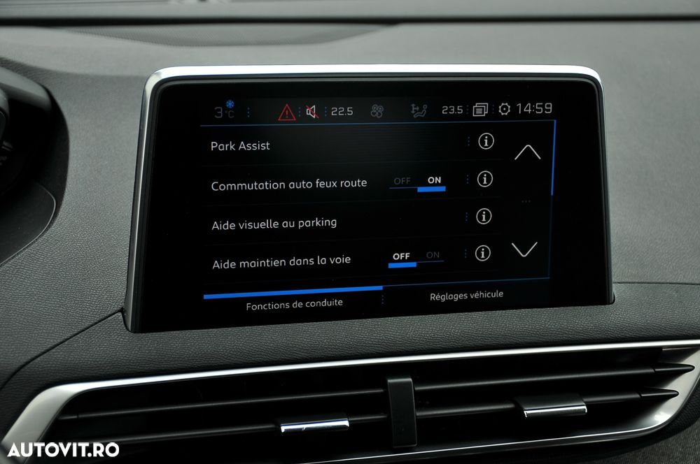 Peugeot 3008 1.2 PureTech Turbo S&S Allure - 15