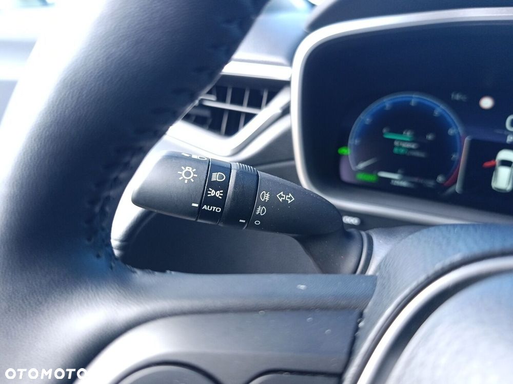 Toyota Corolla Cross 2.0 Hybrid Executive - 36