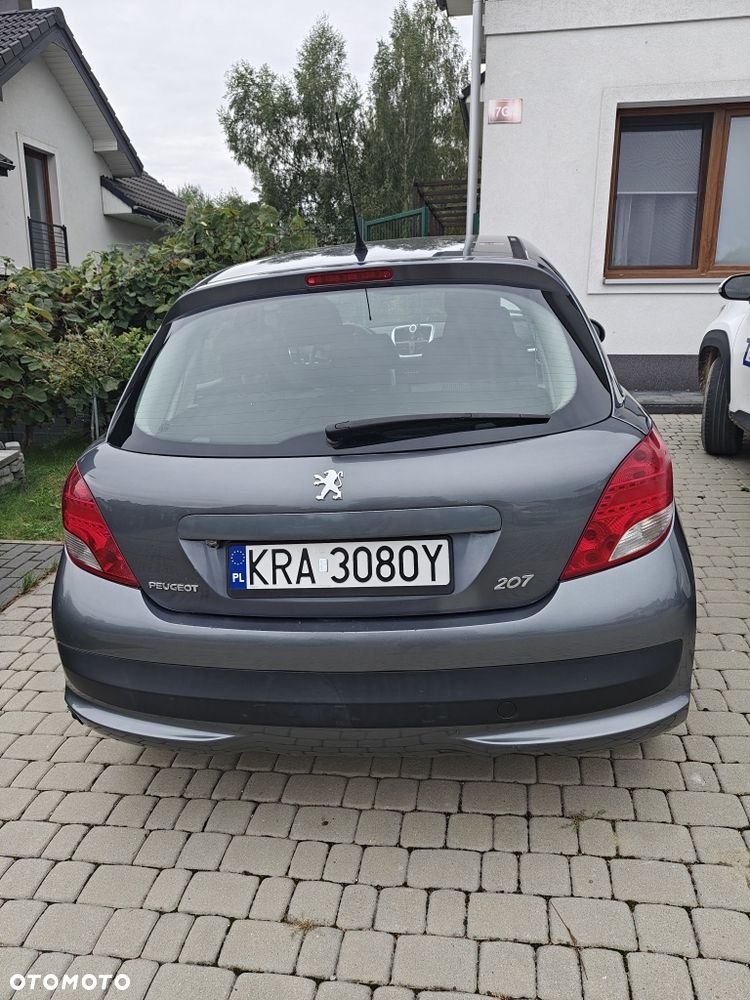 Peugeot 207 - 4