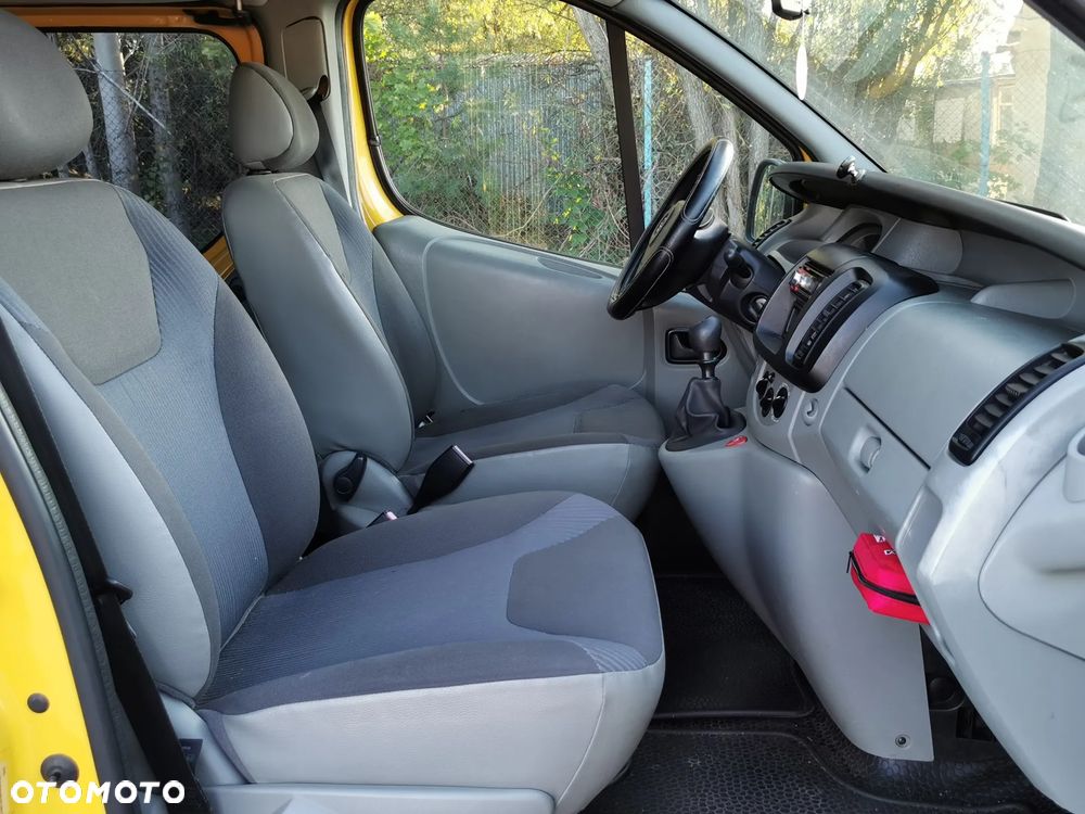 Opel Vivaro - 5