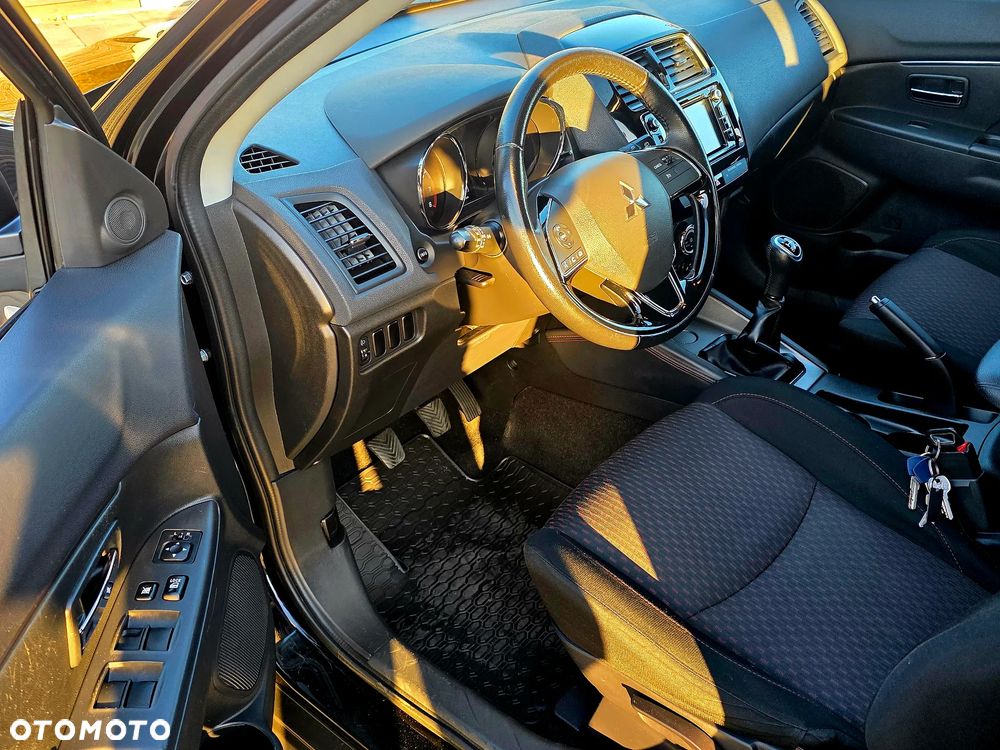 Mitsubishi ASX 1.6 2WD Diamant Edition - 26