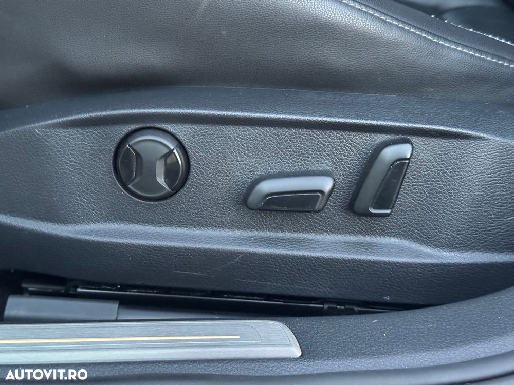 Volkswagen Golf 2.0 TDI DSG GTD - 25