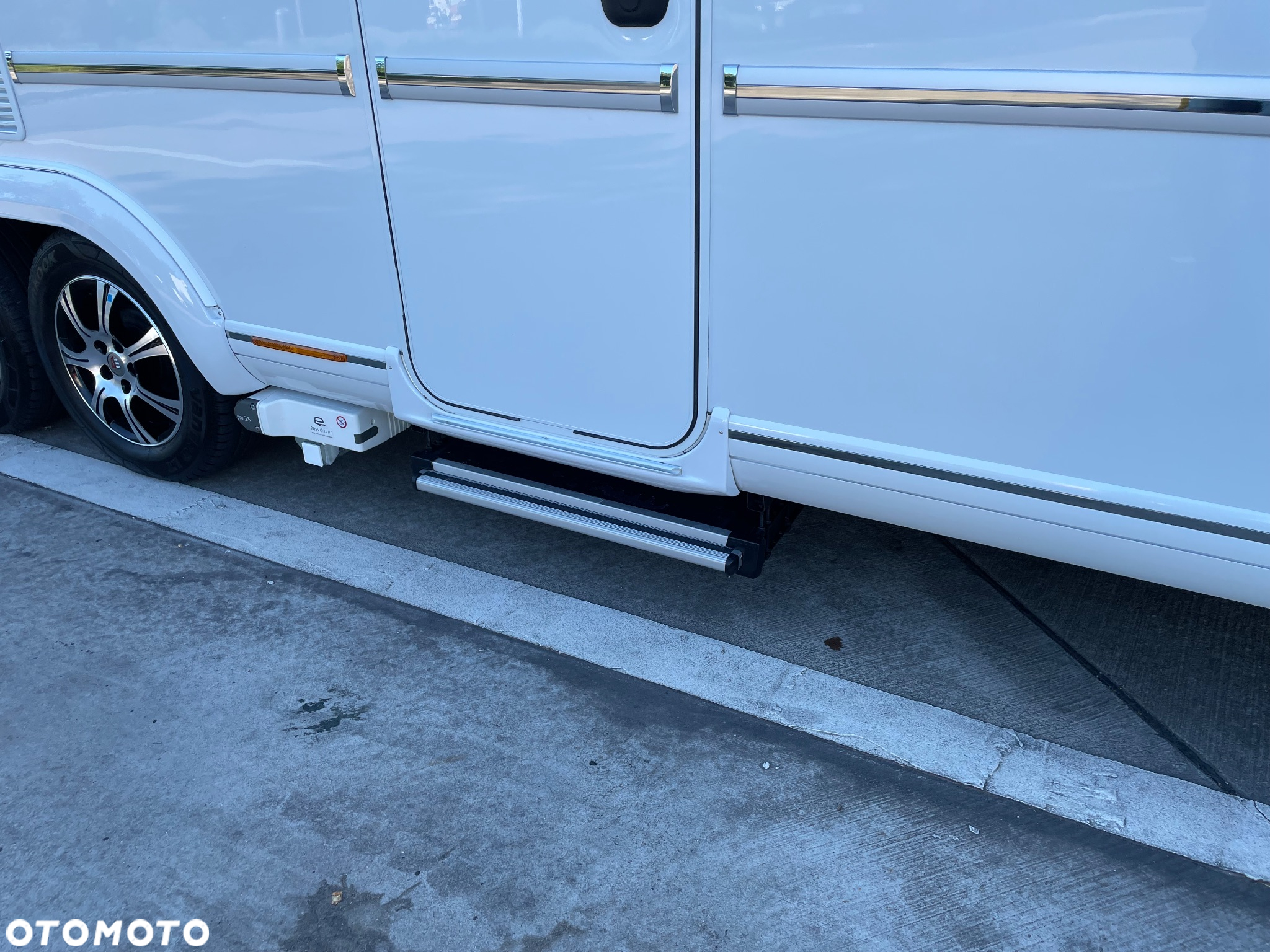 Tabbert Cellini 750 HTD Slide-out (rozsuwany bok) - 9