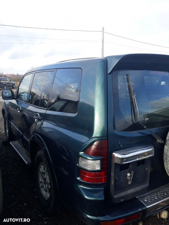 Dezmembrez mitsubishi pajero 3,2 did - 4