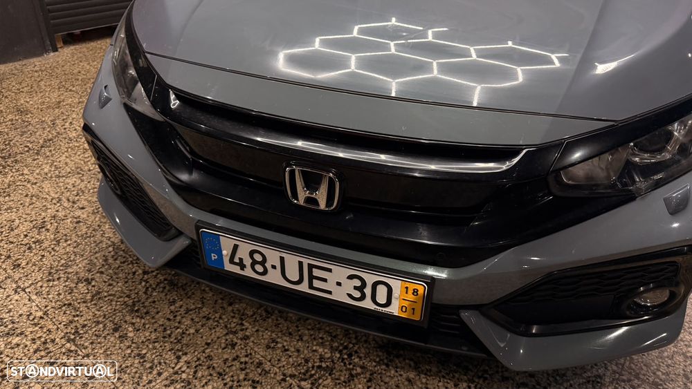 Honda Civic 1.0 i-VTEC Executive - 5