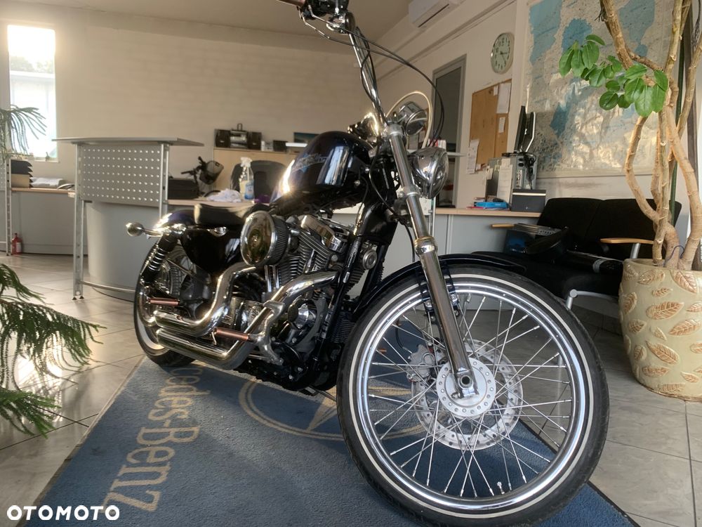 Harley-Davidson Sportster Seventy-Two - 12