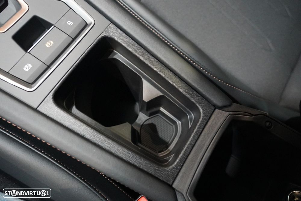 Cupra Formentor 1.5 eTSI DSG - 36