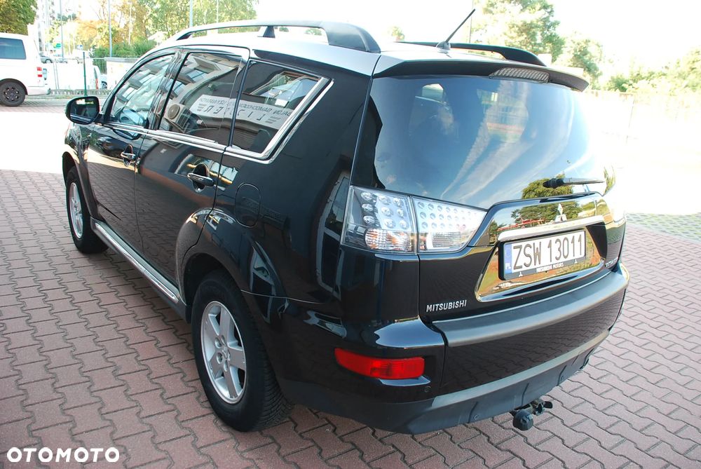 Mitsubishi Outlander 2.0 Intense NAVI 2WD EU5 CVT - 5