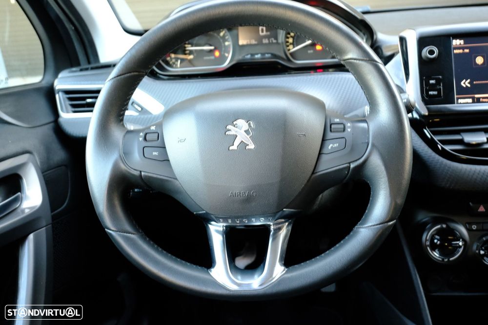 Peugeot 2008 1.2 PureTech Style - 16