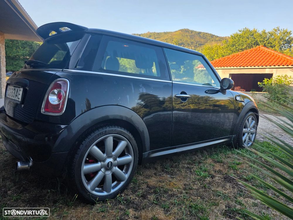 MINI 3 Portas Cooper D - 2