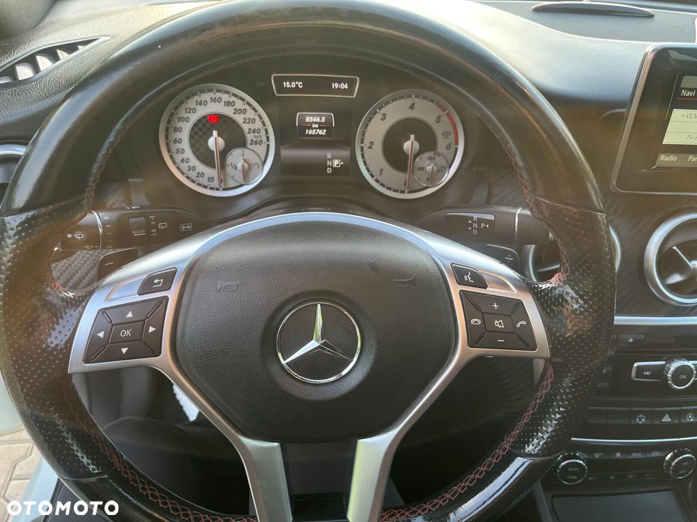 Mercedes-Benz Klasa A 160 CDI 7G-DCT AMG Line - 23