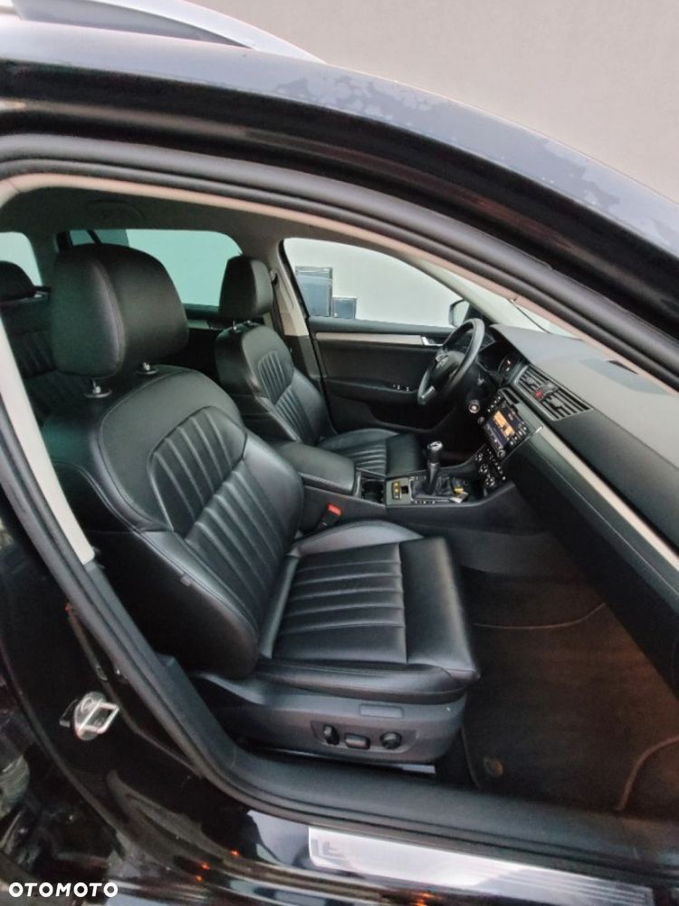 Skoda Superb 2.0 TDI Style - 19