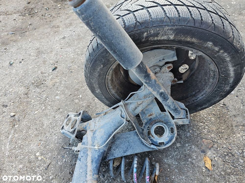 BELKA ZAWIESZENIA TYŁ AUDI TT 8N EU 98 - 4