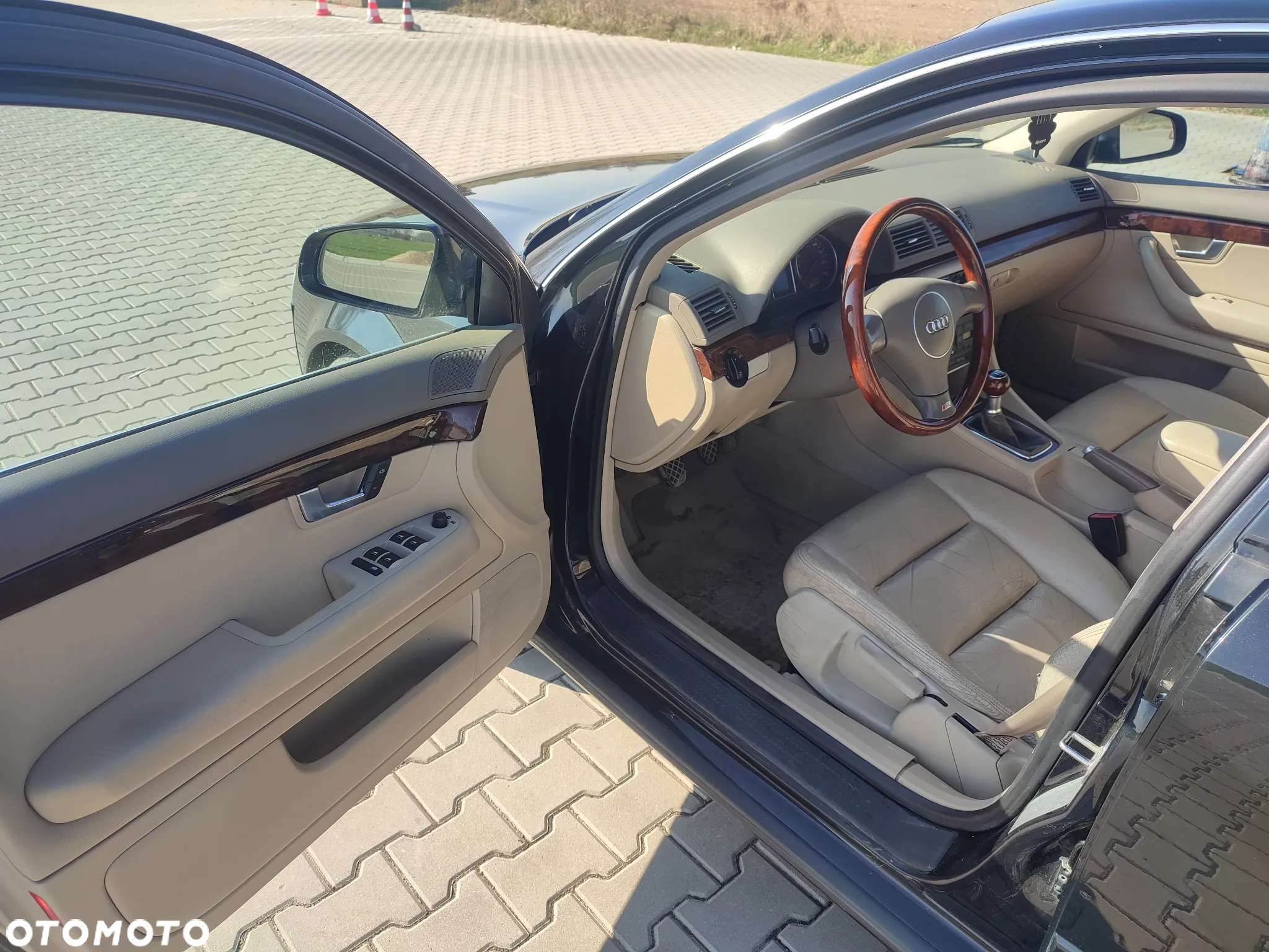 Audi A4 3.0 - 9