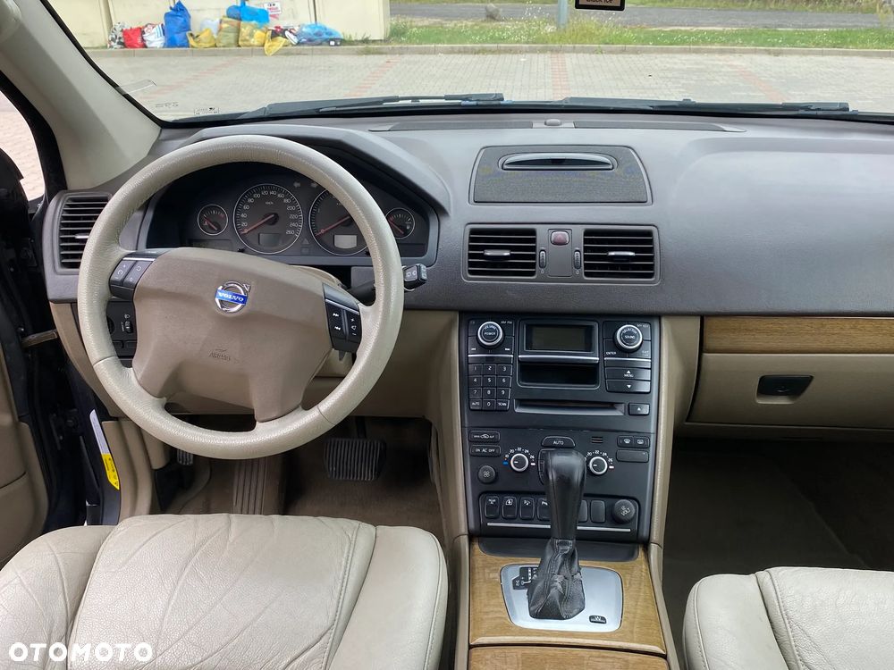 Volvo XC 90 D5 AWD Executive - 7