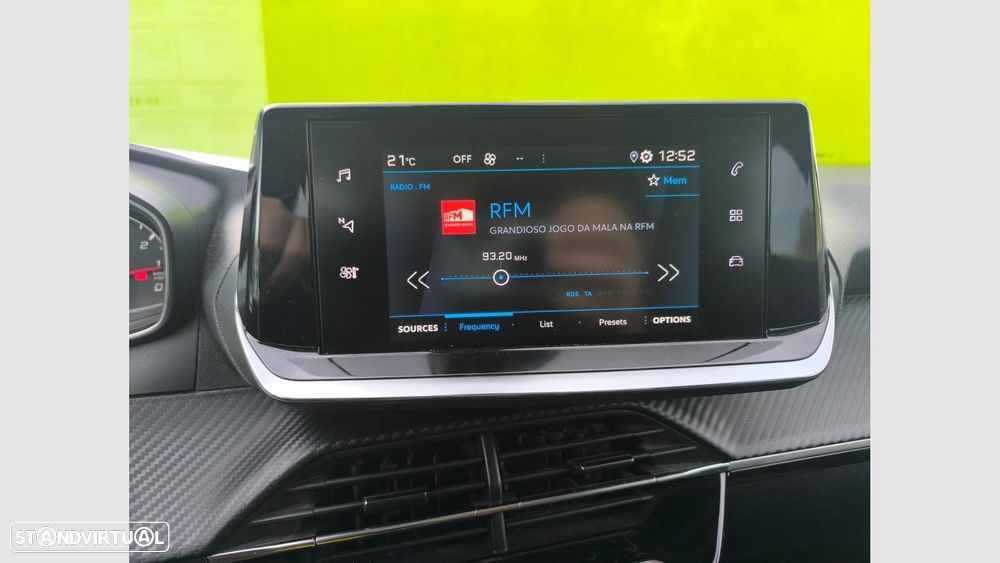 Peugeot 2008 1.2 PureTech Allure - 9