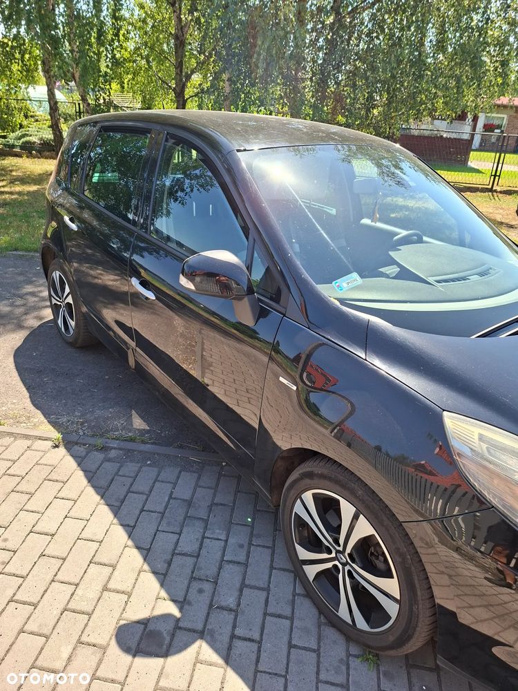 Renault Scenic 1.9 dCi Bose Edition - 9