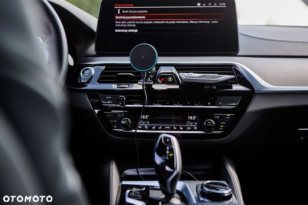 BMW Seria 5 - 32