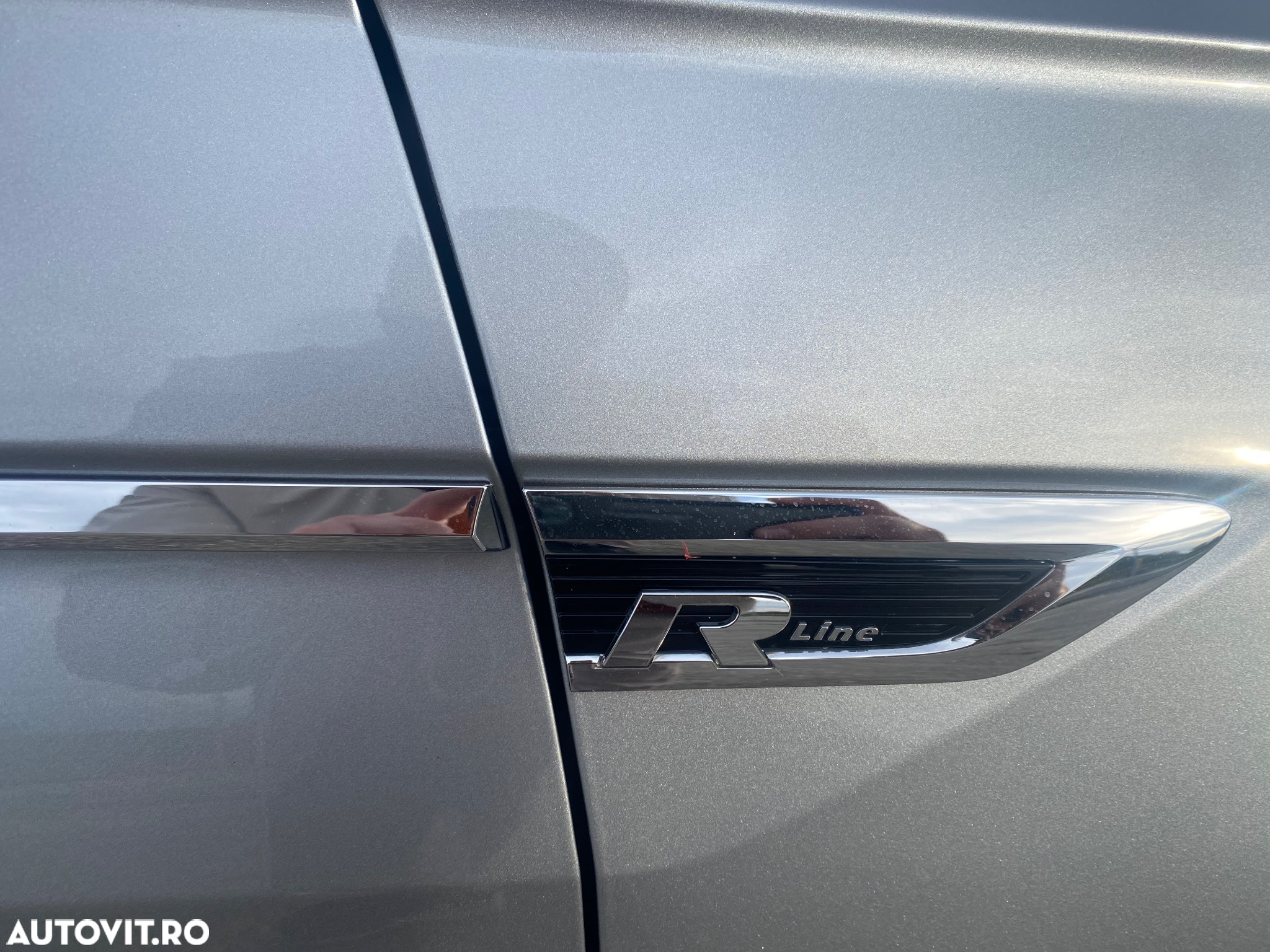 Volkswagen Tiguan Allspace 2.0 TDI DSG R-Line - 5