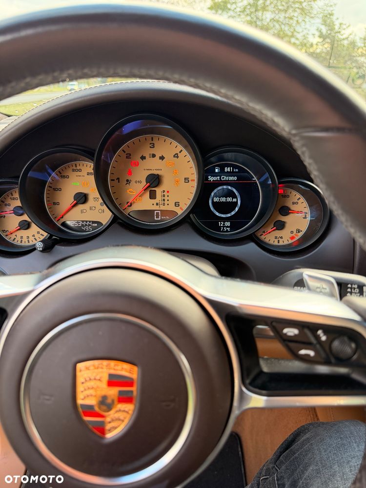 Porsche Cayenne S Diesel - 32