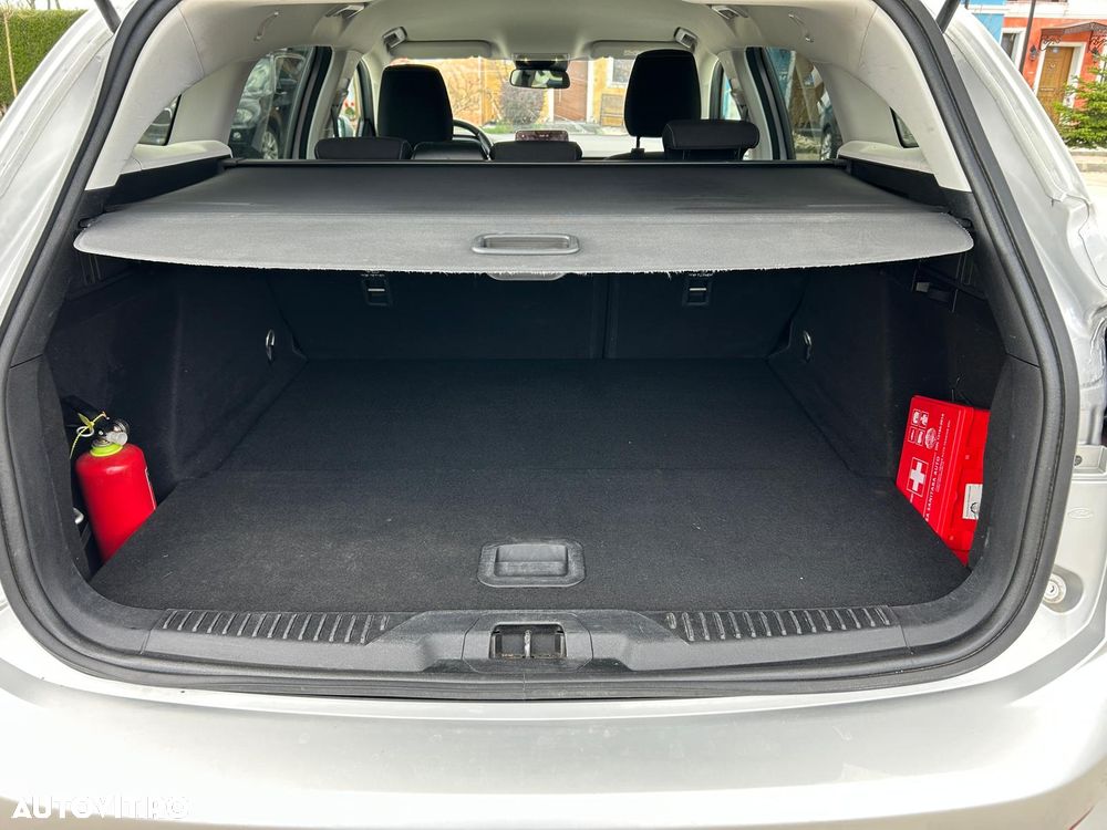 Ford Focus 1.0 EcoBoost Connected - 27