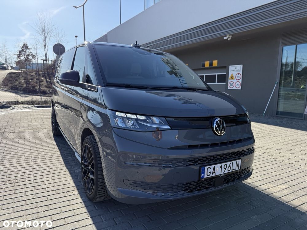 Volkswagen Multivan - 13