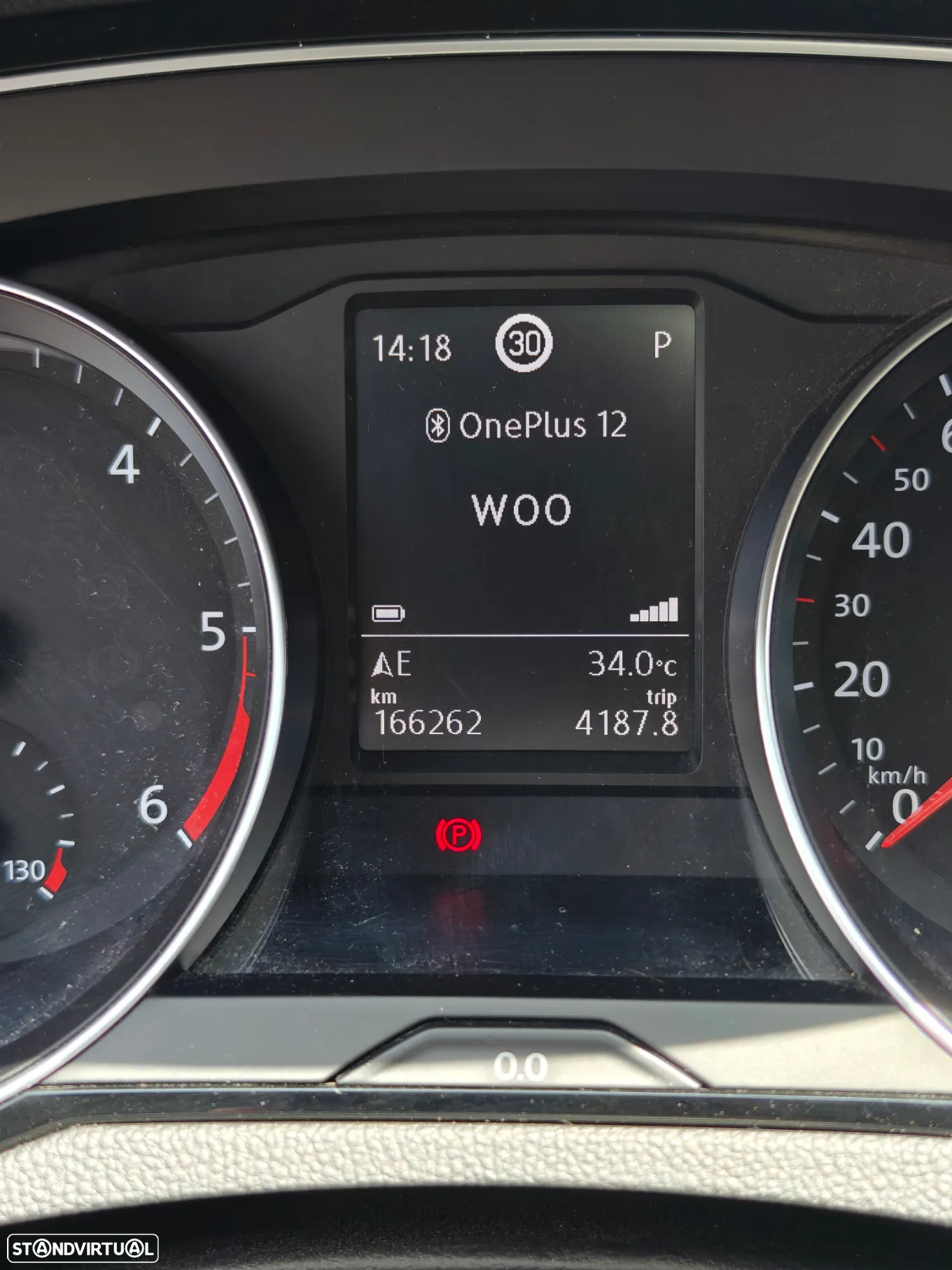 VW Passat 2.0 TDI Business DSG - 8
