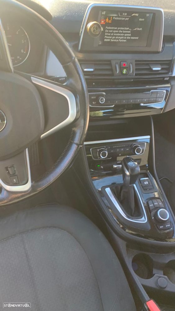 BMW 216 Active Tourer - 11