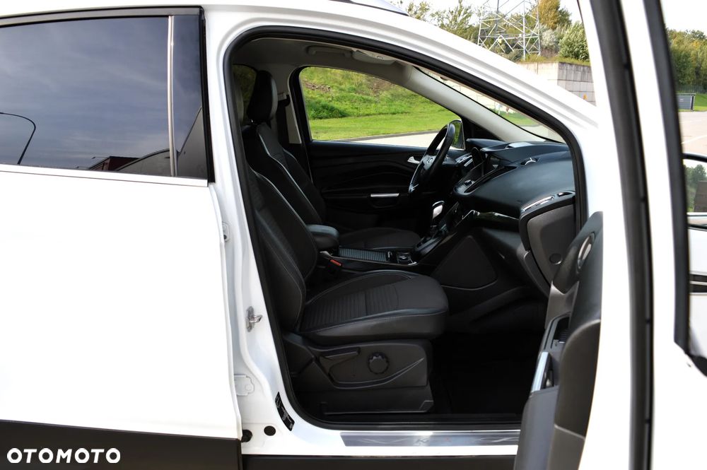 Ford Kuga 1.5 EcoBoost FWD Titanium ASS GPF - 11