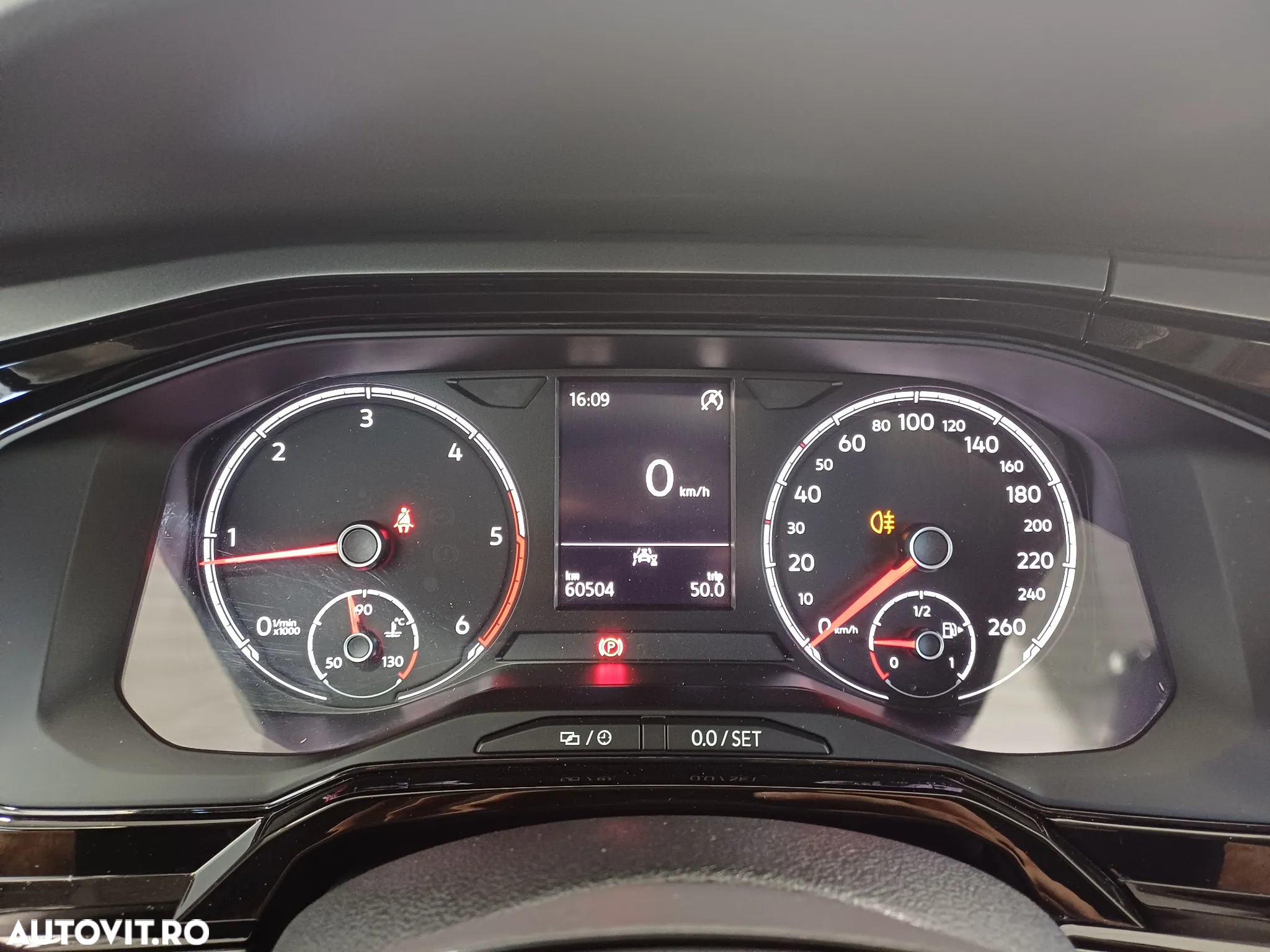 Volkswagen Polo - 13