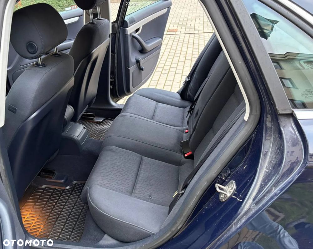 Audi A4 Limousine 2.0 TDI - 12