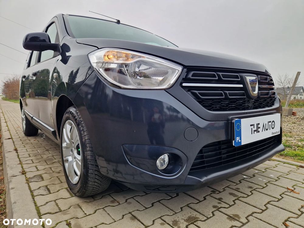 Dacia Lodgy 1.6 SCe Laureate S&S - 11