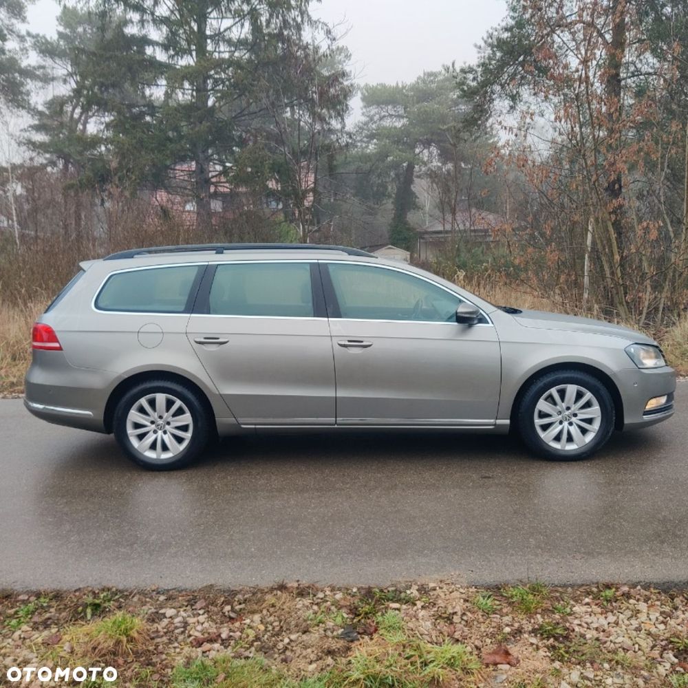 Volkswagen Passat - 5
