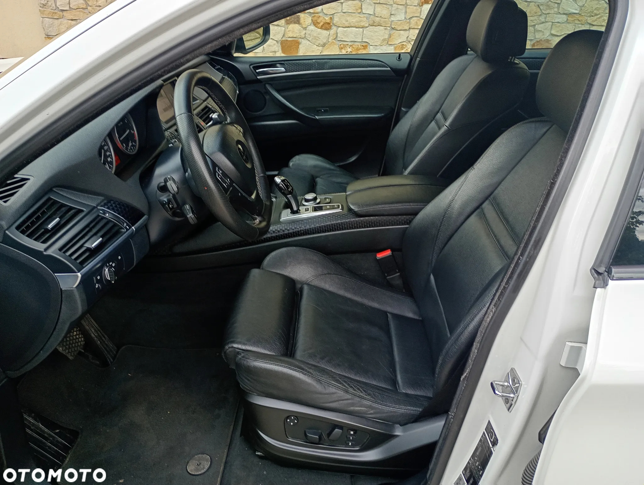 BMW X6 - 14