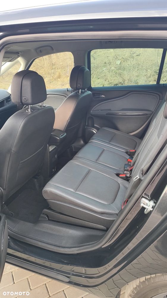 Opel Zafira - 9