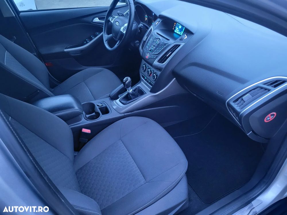 Ford Focus 1.6 TDCi DPF Start-Stopp-System Business - 6