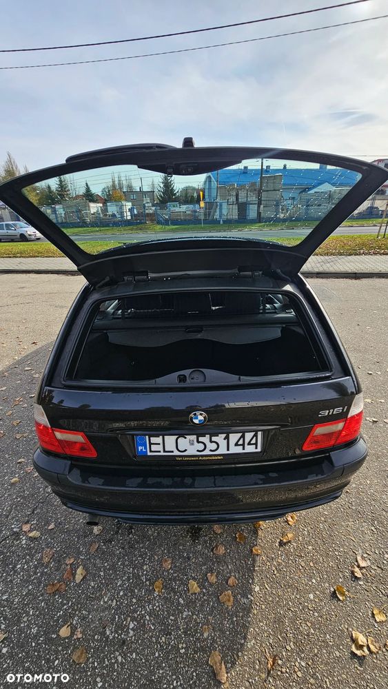 BMW Seria 3 316i Touring - 13