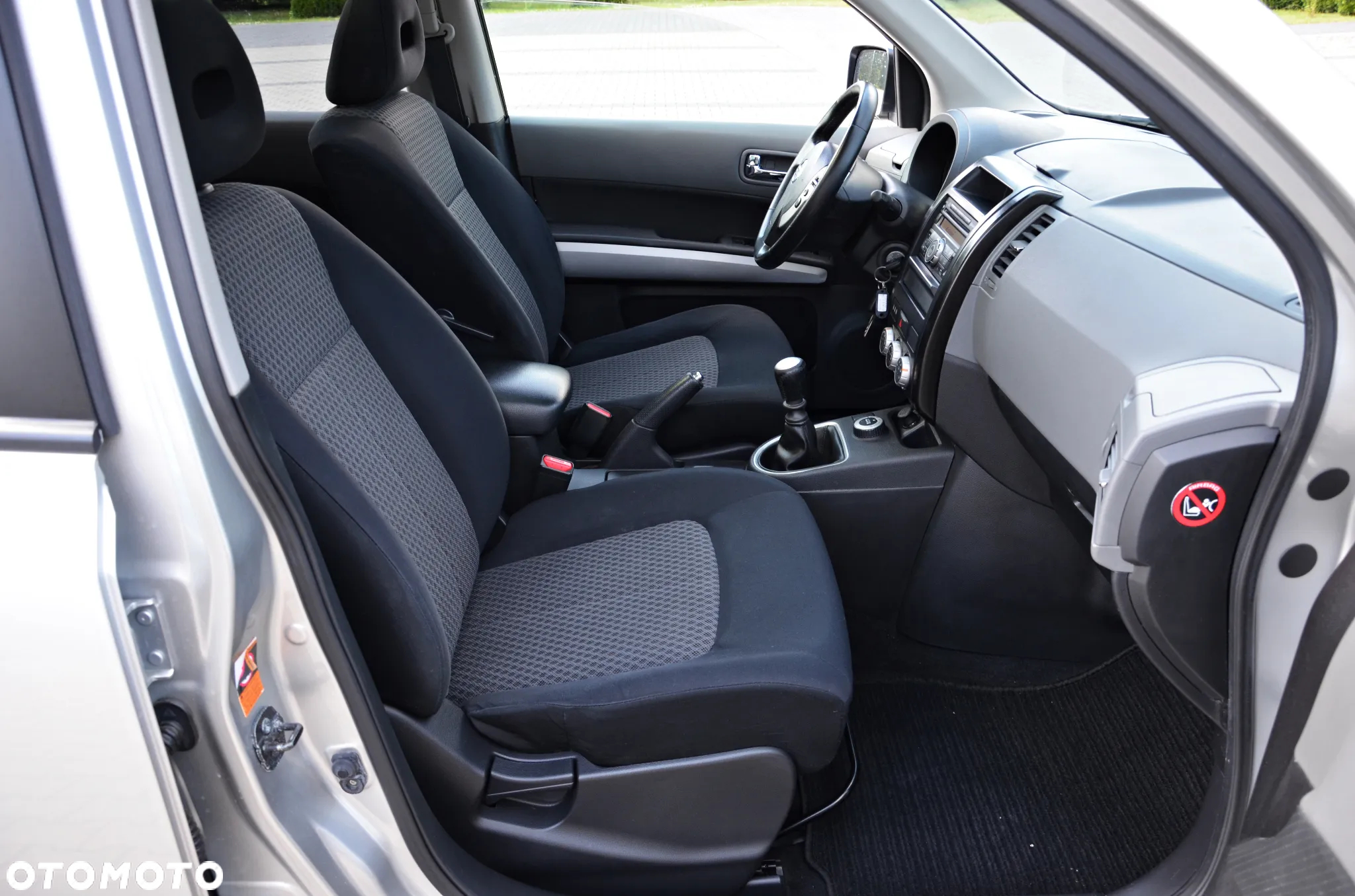 Nissan X-Trail - 35