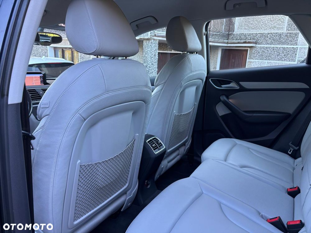 Audi Q3 2.0 TFSI Quattro - 32