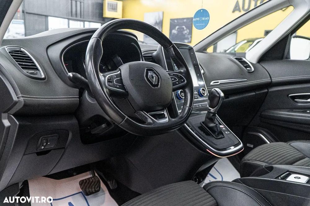 Renault Grand Scenic - 7