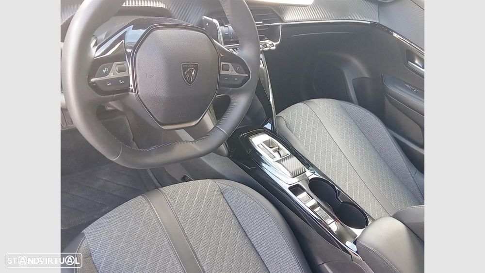 Peugeot 208 1.2 Hybrid Allure e-DCS6 - 14