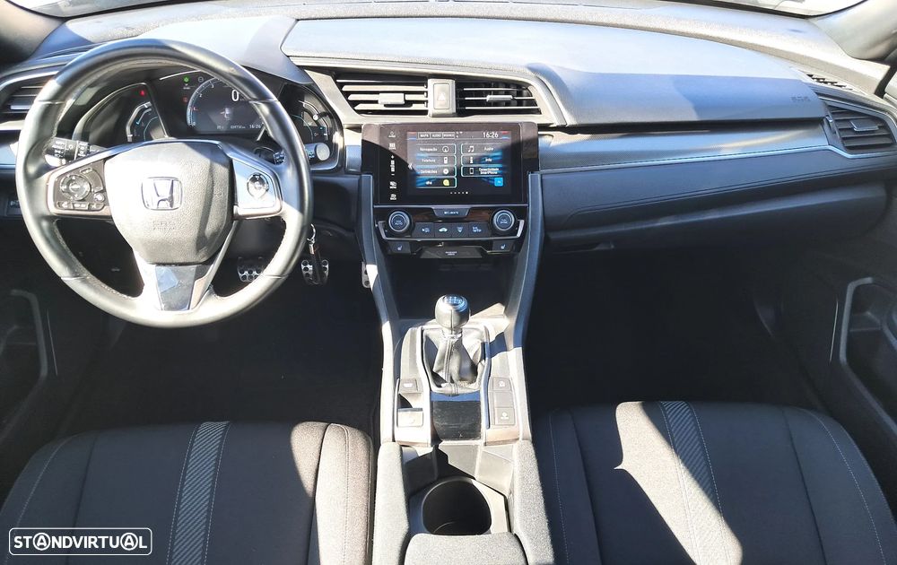 Honda Civic 1.0 i-VTEC Elegance Navi - 16