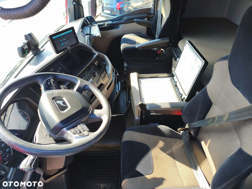 MAN TGX - 16