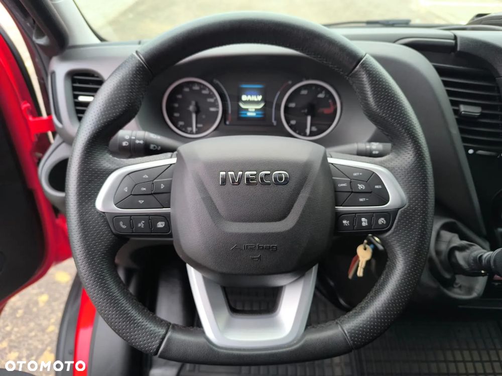 Iveco Daily 70C18 Sypialnia 2 Łóżka , WINDA 1.000kg, 15 Palet, Firana + Drzwi z Tyłu! - 24