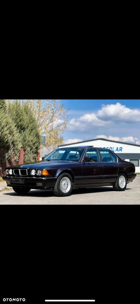 BMW Seria 7 750i - 1