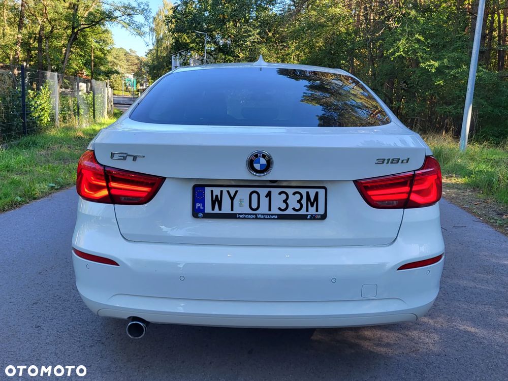 BMW 3GT 318d Business Edition - 26