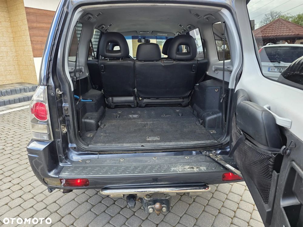 Mitsubishi Pajero 3.2 DID Instyle DAKAR - 22