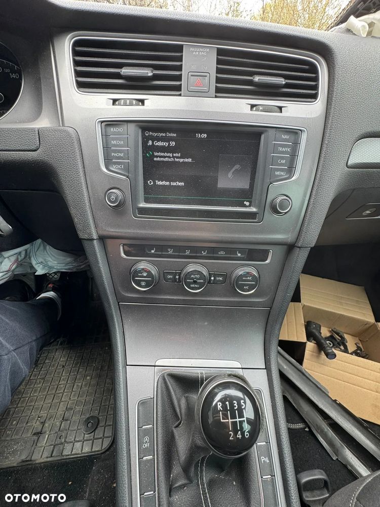 Volkswagen Golf 1.2 TSI BlueMotion Technology Lounge - 19