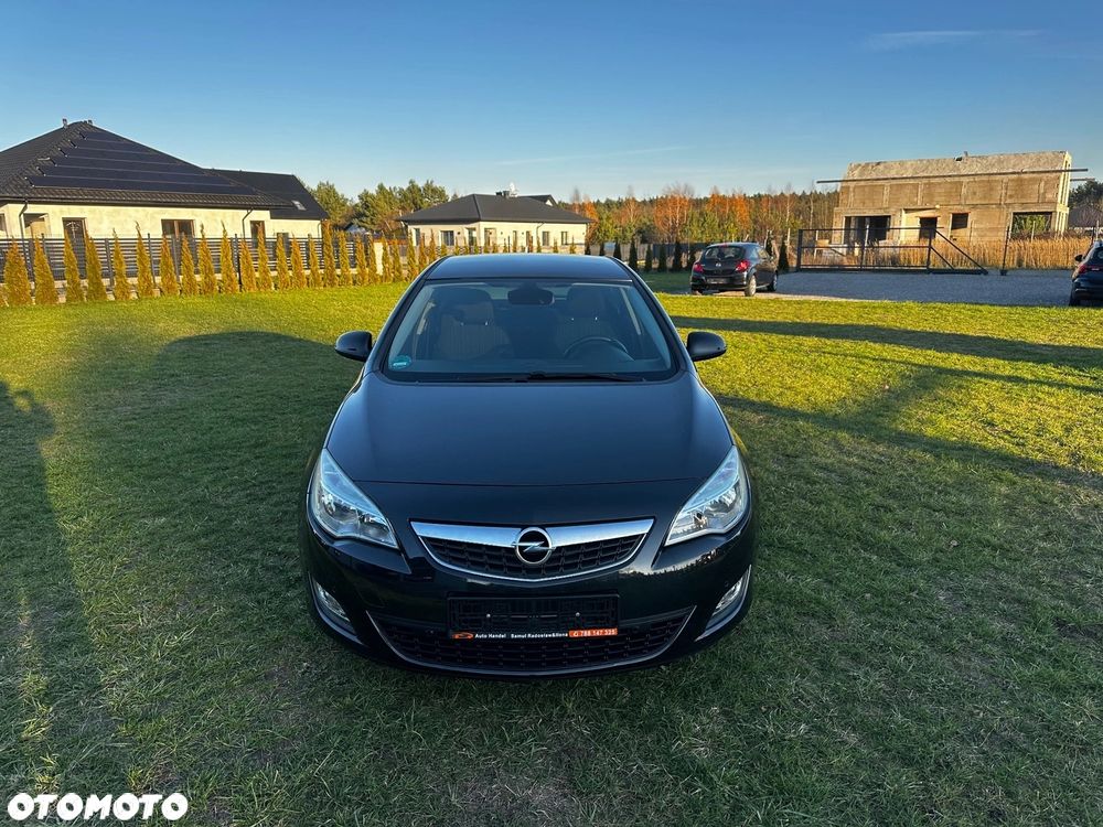 Opel Astra 1.4 Turbo Color Edition - 2
