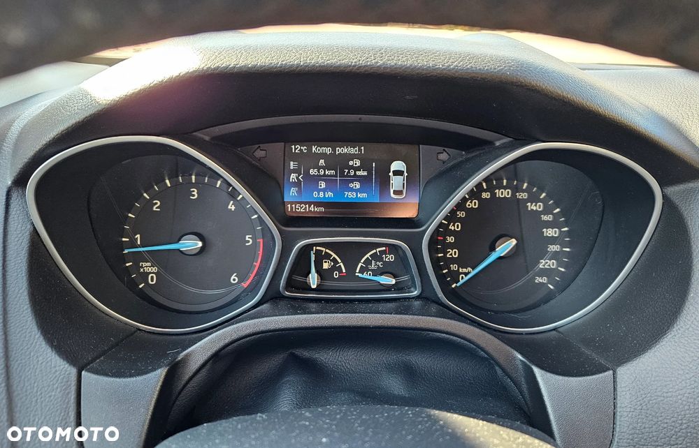 Ford Focus 1.5 TDCi SYNC Edition - 14